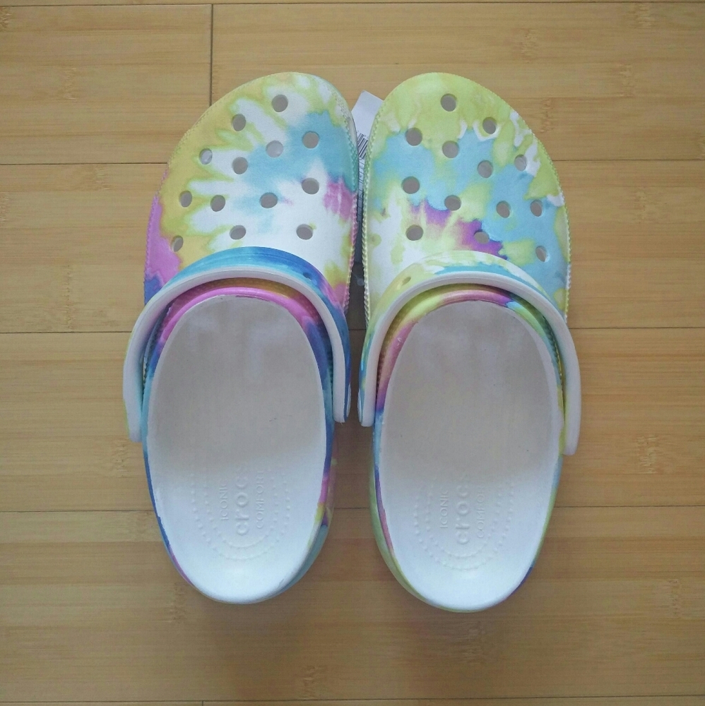 -NEW- Crocs Classic Platform Clogs Tie Dye 8 - Picture 6 of 15